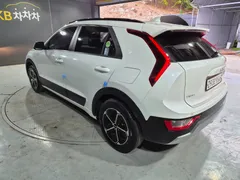 2022 Kia Niro Trendy — фото 4