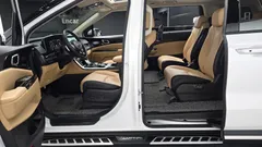 2022 Kia Carnival Diesel 9-Seater Signature, белый — фото 15