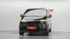 2024 Hyundai Staria Lounge 9-Seater — фото 3