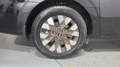 2024 Hyundai Staria Lounge 9-Seater — фото 5