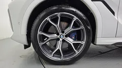 2022 BMW X6 xDrive40i M Sport — фото 5