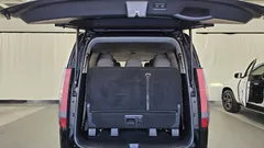 2023 Hyundai Staria 4WD Lounge 9-Seater, чёрный — фото 16