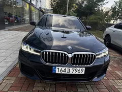 2023 BMW 5-Series 530e M Sport — фото 5
