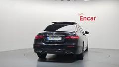 2023 Mercedes-Benz E-Class E350 4MATIC AMG Line — фото 4