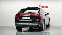 2022 Audi Q8 45 TDI Quattro — фото 4