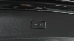 2022 Audi Q8 45 TDI Quattro — фото 20