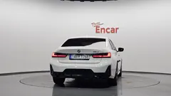 2023 BMW 3-Series 320i M Sport — фото 4