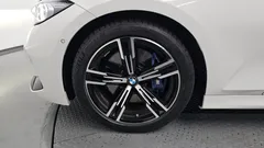 2023 BMW 3-Series 320i M Sport — фото 5
