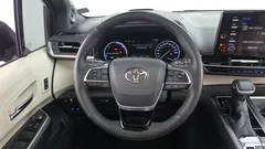 2022 Toyota Sienna 2.5 Hybrid 2WD — фото 17