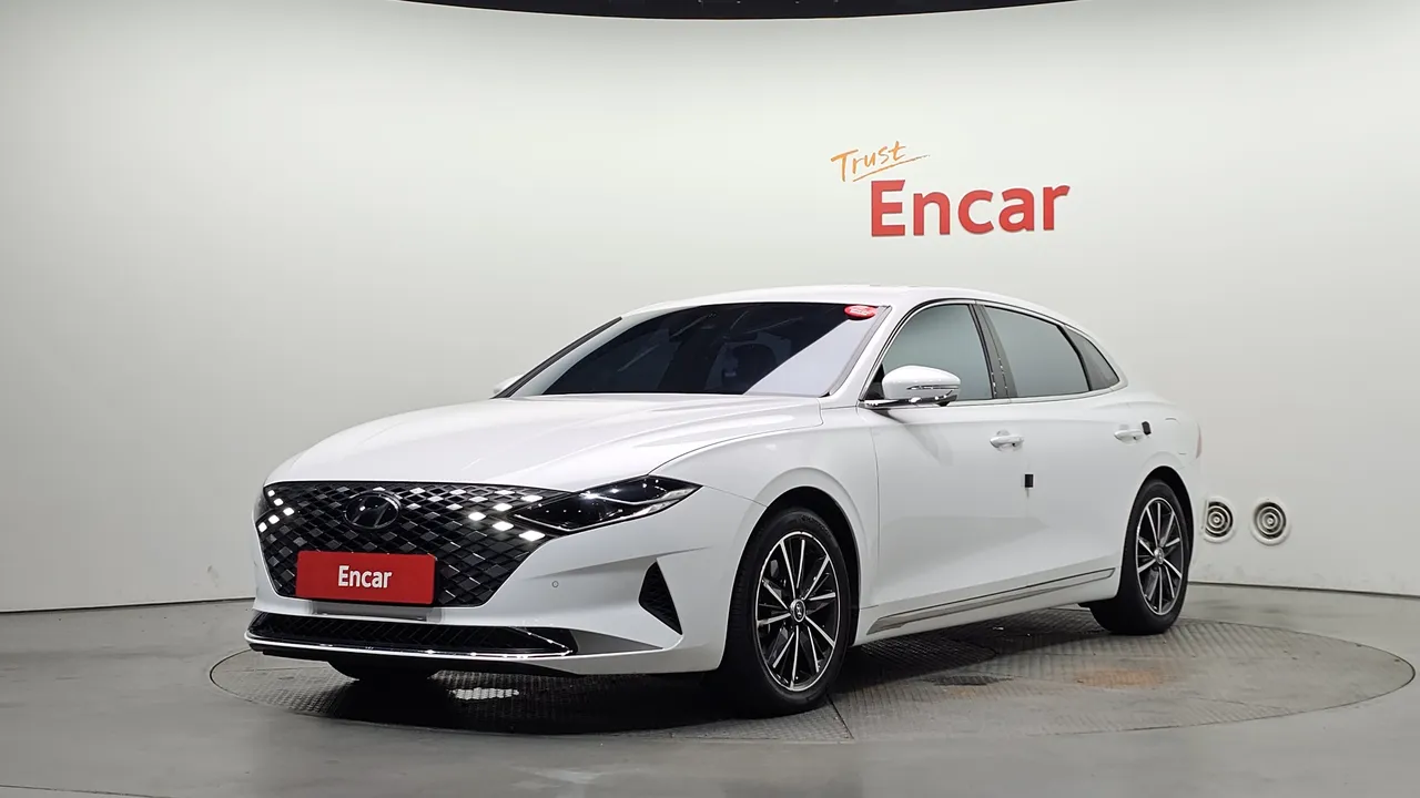 2023 Hyundai Grandeur 3.0 LPi Rent Car