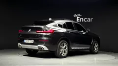 2022 BMW X4 xDrive20i xLine — фото 2