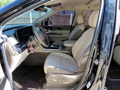 2023 Kia Carnival Gasoline 7-Seater Hi-Limousine — фото 5
