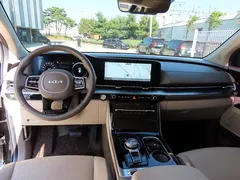 2023 Kia Carnival Gasoline 7-Seater Hi-Limousine — фото 7