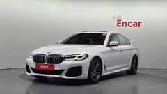 2023 BMW 5-Series 520i M Sport — фото 1