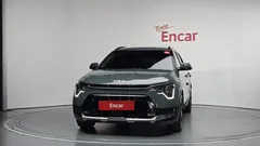 2023 Kia Niro Prestige, серый — фото 3