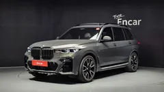 2022 BMW X7 xDrive 40i M Sport Online Exclusive Edition 6 Seater — фото 1