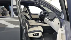 2022 BMW X7 xDrive 40i M Sport Online Exclusive Edition 6 Seater — фото 11