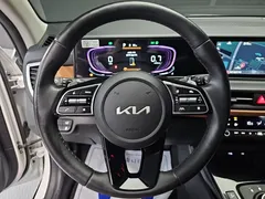 2023 Kia Seltos Gasoline 1.6 Turbo 2WD — фото 15