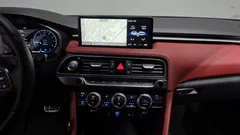 2023 Genesis G70 Gasoline 2.0T 4WD — фото 14