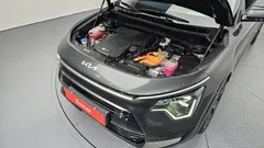 2022 Kia Niro Signature — фото 6