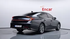 2022 Hyundai Sonata 2.0 — фото 2