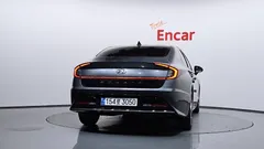 2022 Hyundai Sonata 2.0 — фото 4