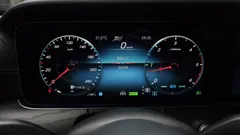 2022 Mercedes-Benz E-Class E220d 4MATIC AMG Line — фото 8