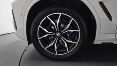 2023 BMW X4 xDrive20i M Sport — фото 5