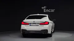 2023 BMW 5-Series 530i M Sport Package — фото 4