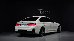 2023 BMW 3-Series 320i M Sport — фото 2