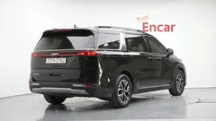 2023 Kia Carnival Diesel 9-Seater Noblesse — фото 2