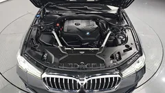 2023 BMW 5-Series 520i M Sport — фото 6
