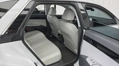 2023 Hyundai Grandeur 2,5 Gasoline 2WD, белый — фото 11
