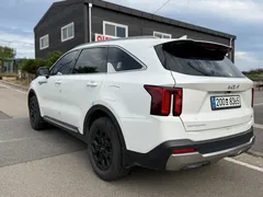 2024 Kia Sorento HEV 1.6 2WD, белый — фото 3