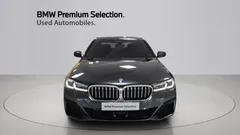 2023 BMW 5-Series 520i M Sport — фото 3