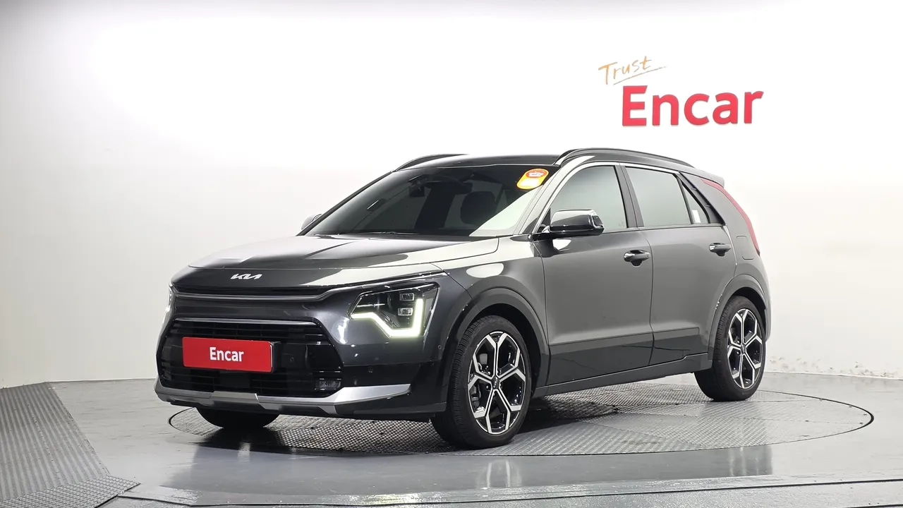 2023 Kia Niro Signature