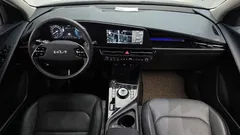 2023 Kia Niro Signature — фото 7