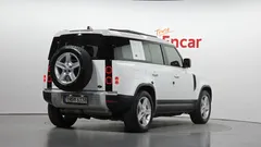 2023 Land Rover Defender 110 D250 SE — фото 2