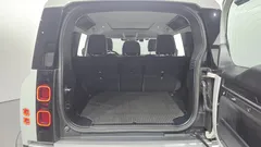 2023 Land Rover Defender 110 D250 SE — фото 18