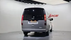 2023 Hyundai Staria Cargo 5-Seater — фото 4