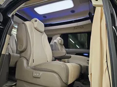 2023 Kia Carnival Diesel 9-Seater Hi-Limousine — фото 10