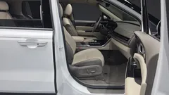 2023 Kia Carnival Diesel 7-Seater Signature — фото 11
