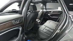 2022 Audi A6 45 TDI Quattro Premium — фото 11