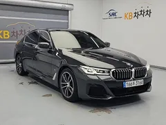 2023 BMW 5-Series 523d M Sport — фото 4