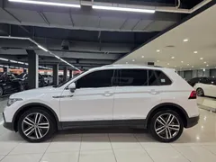 2023 Volkswagen Tiguan 2.0 TDI 4Motion Prestige — фото 3