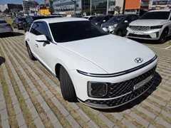 2023 Hyundai Grandeur 3.5 LPG 2WD (Taxi) — фото 3