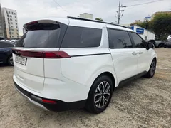 2023 Kia Carnival Gasoline 9-Seater Prestige, белый — фото 6