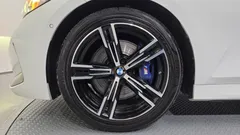 2023 BMW 3-Series 320i M Sport — фото 5