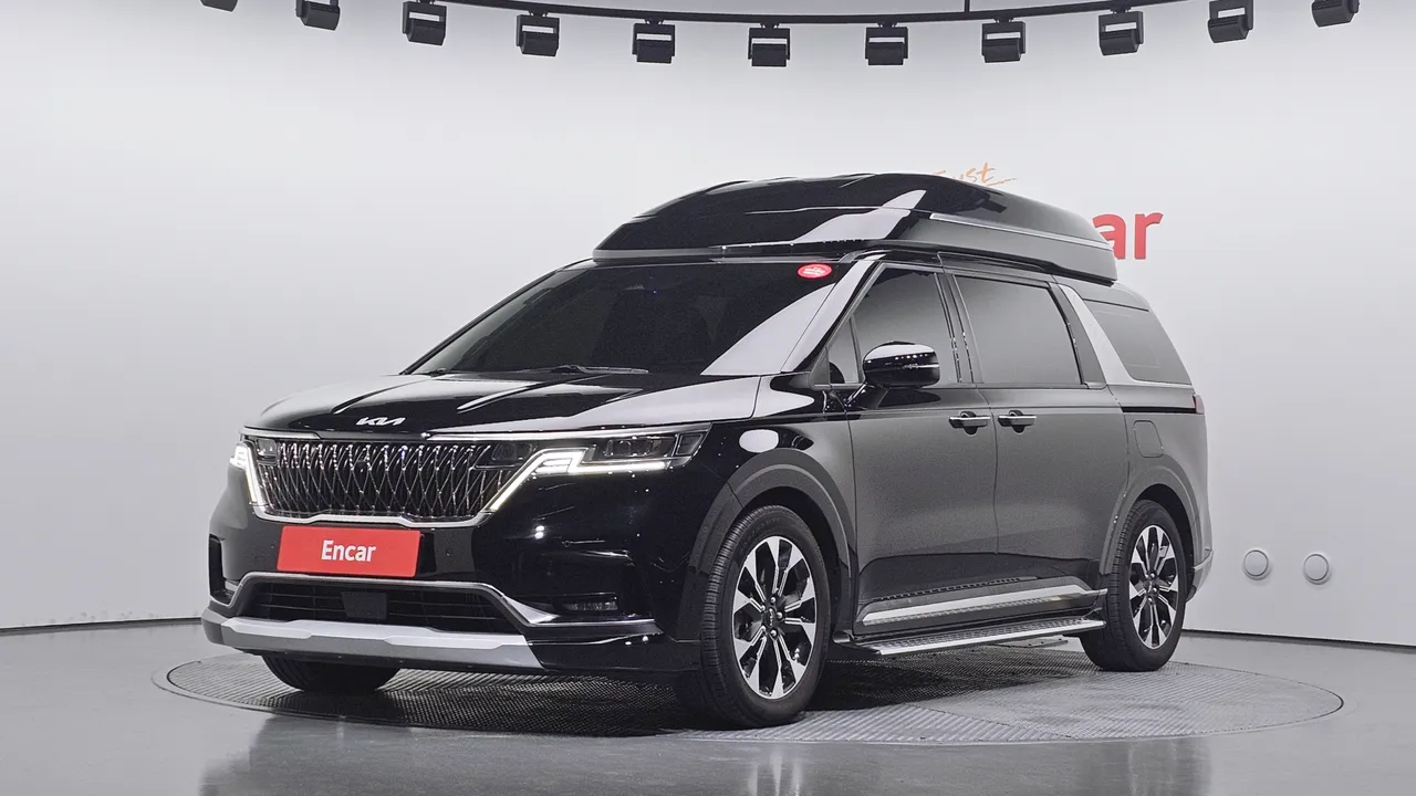 2023 Kia Carnival Diesel 9-Seater Hi-Limousine