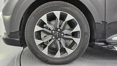 2023 Kia Carnival Diesel 9-Seater Hi-Limousine — фото 5